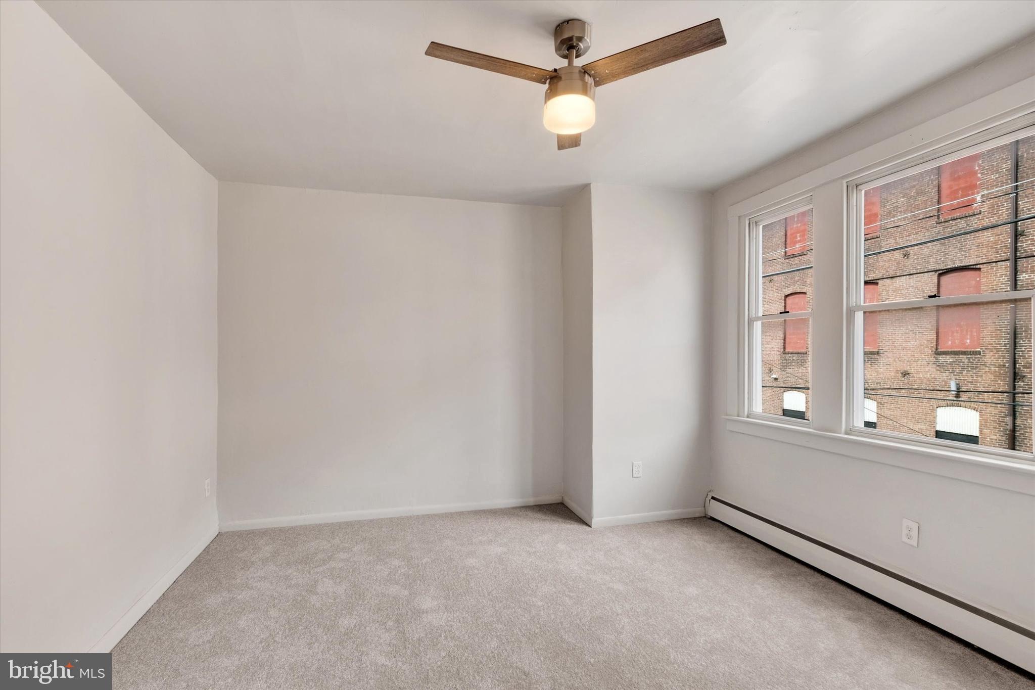 PORT RICHMOND - Residential