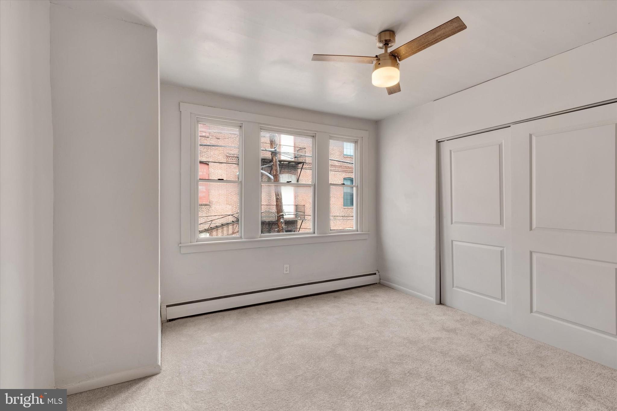 PORT RICHMOND - Residential