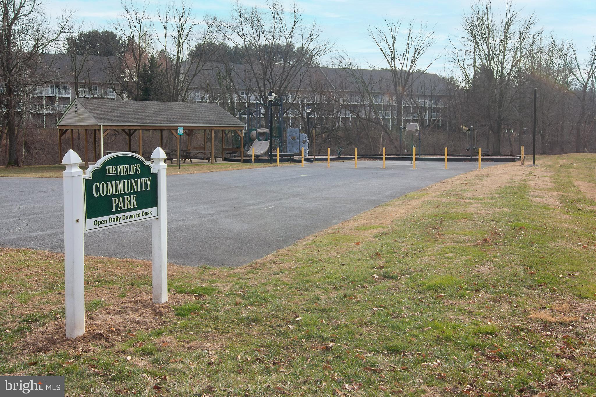 ROBERTS FIELD - Residential