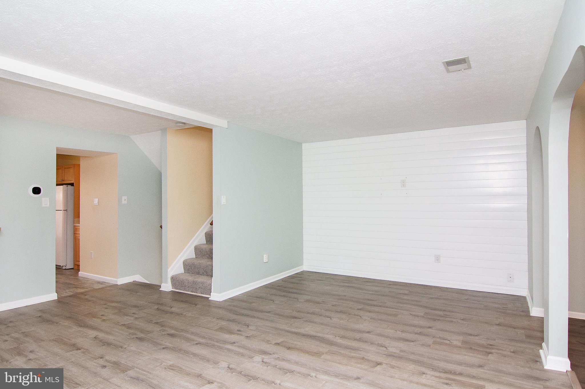 ROBERTS FIELD - Residential