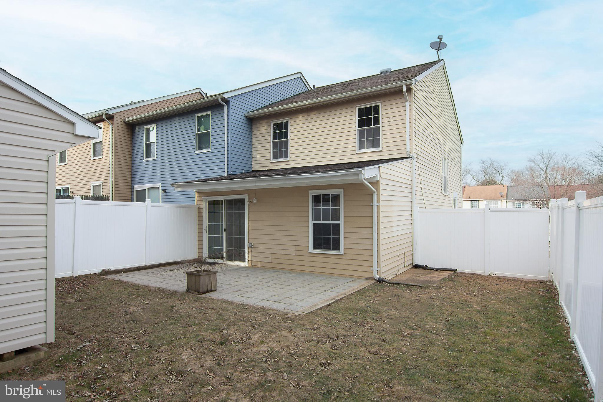 ROBERTS FIELD - Residential