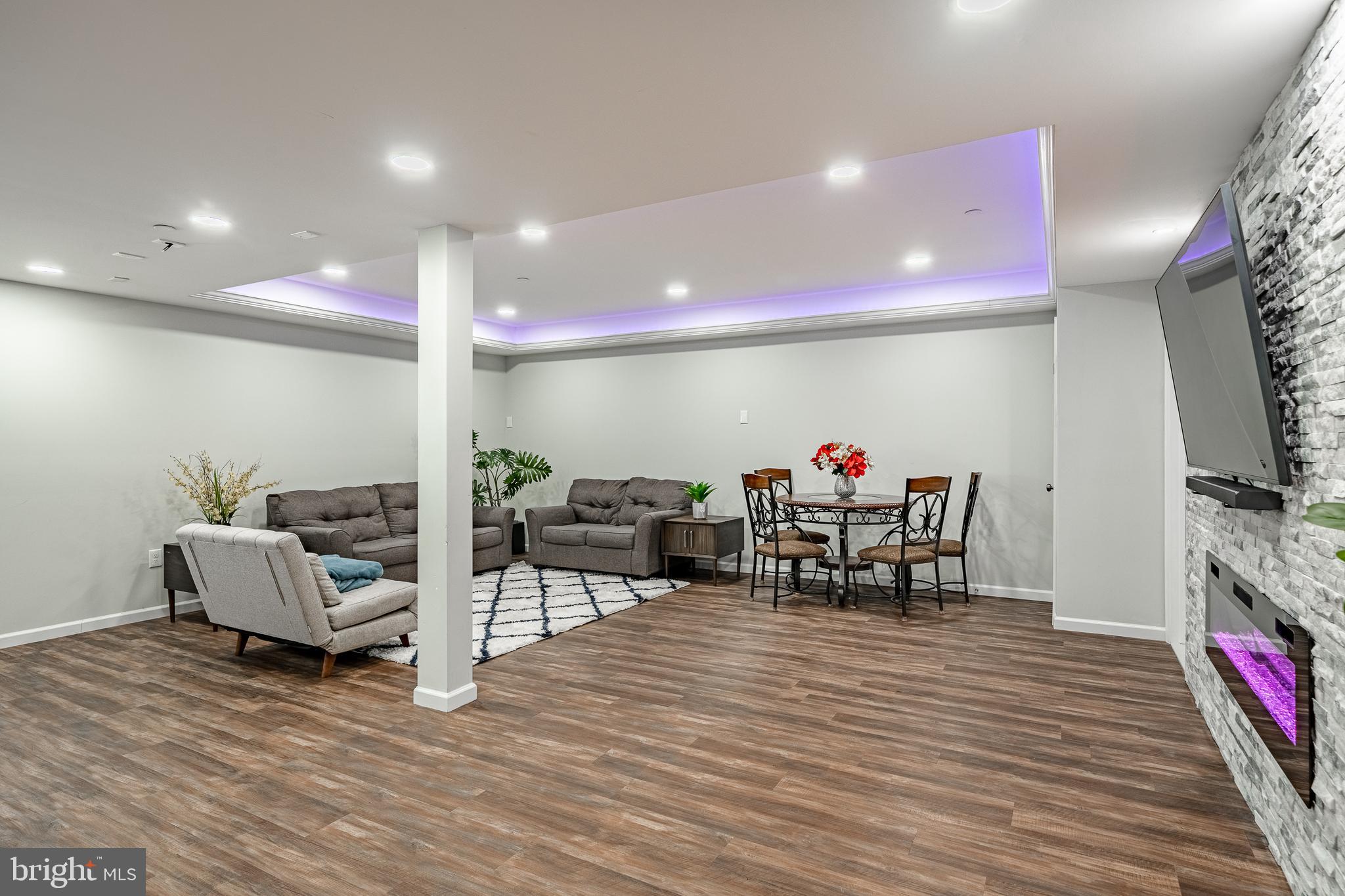 DOWNINGTOWN BORO - Residential