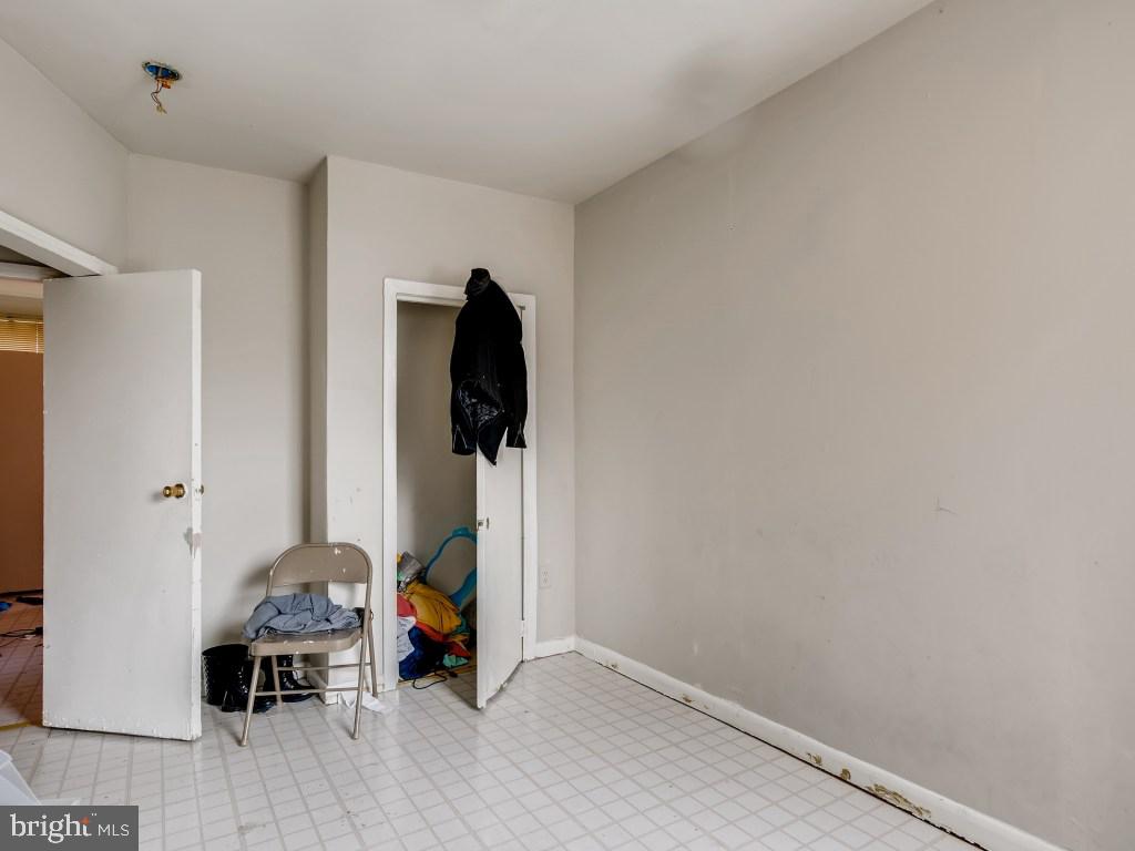 COLD SPRING NEWTOWN - Residential