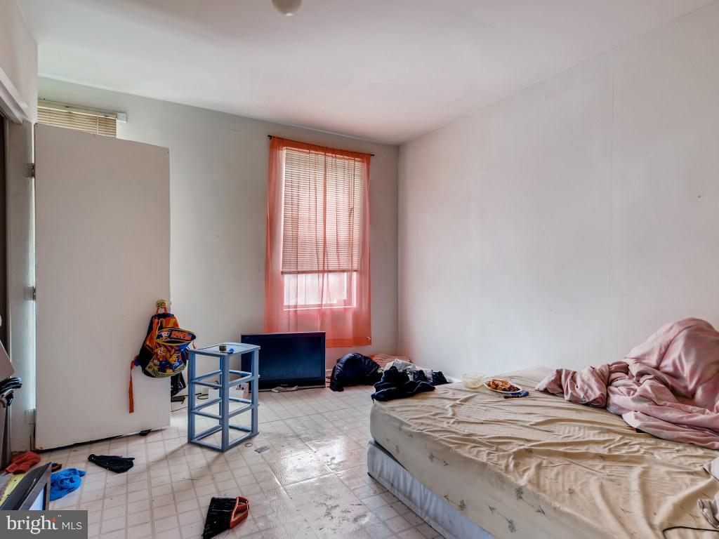 COLD SPRING NEWTOWN - Residential