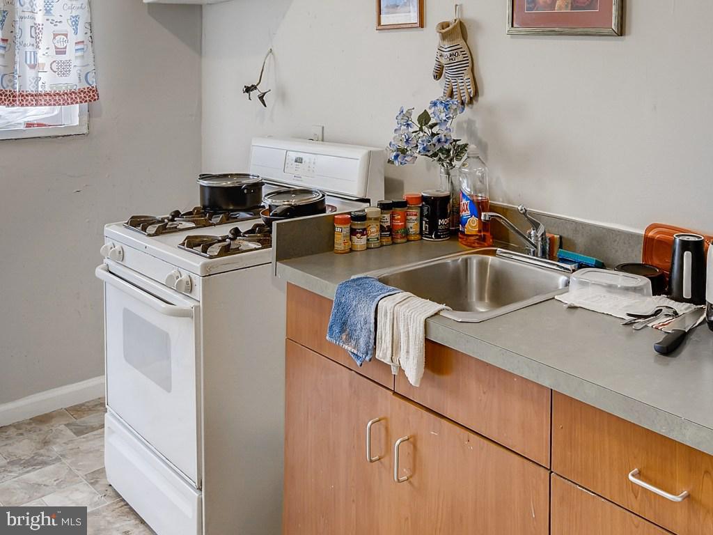 COLD SPRING NEWTOWN - Residential