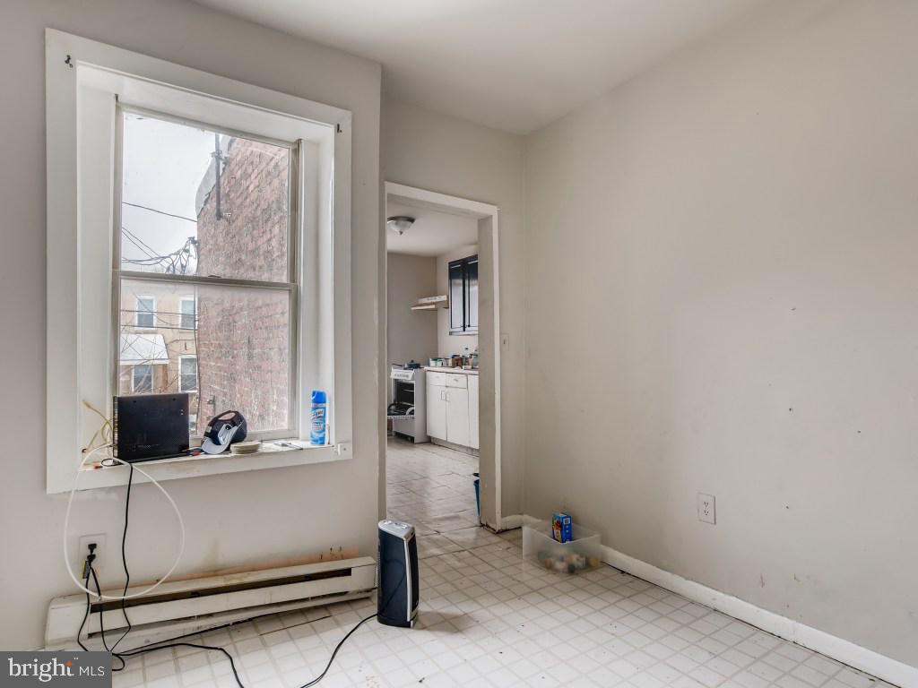 COLD SPRING NEWTOWN - Residential