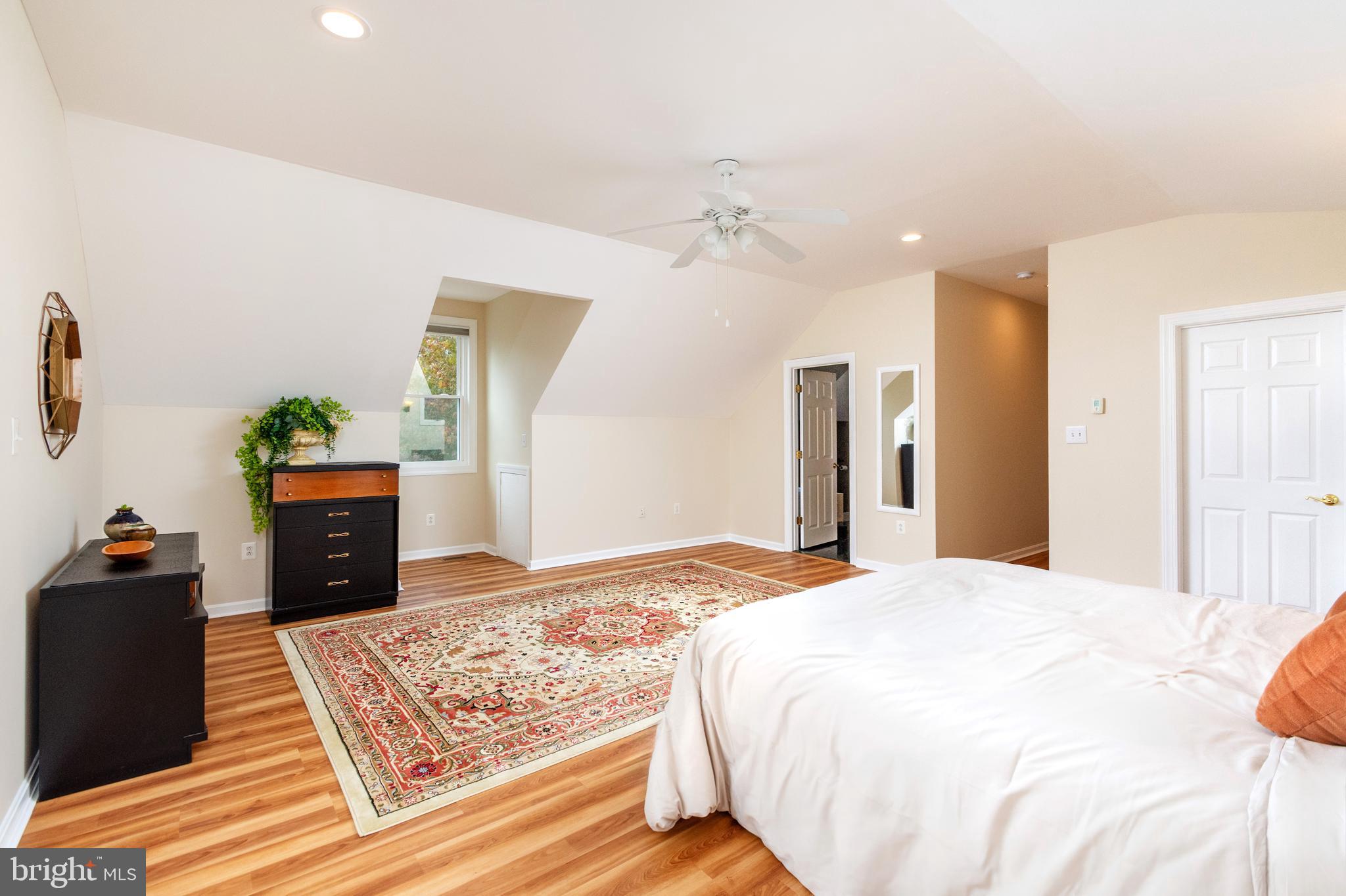 DAMASCUS OUTSIDE - Residential