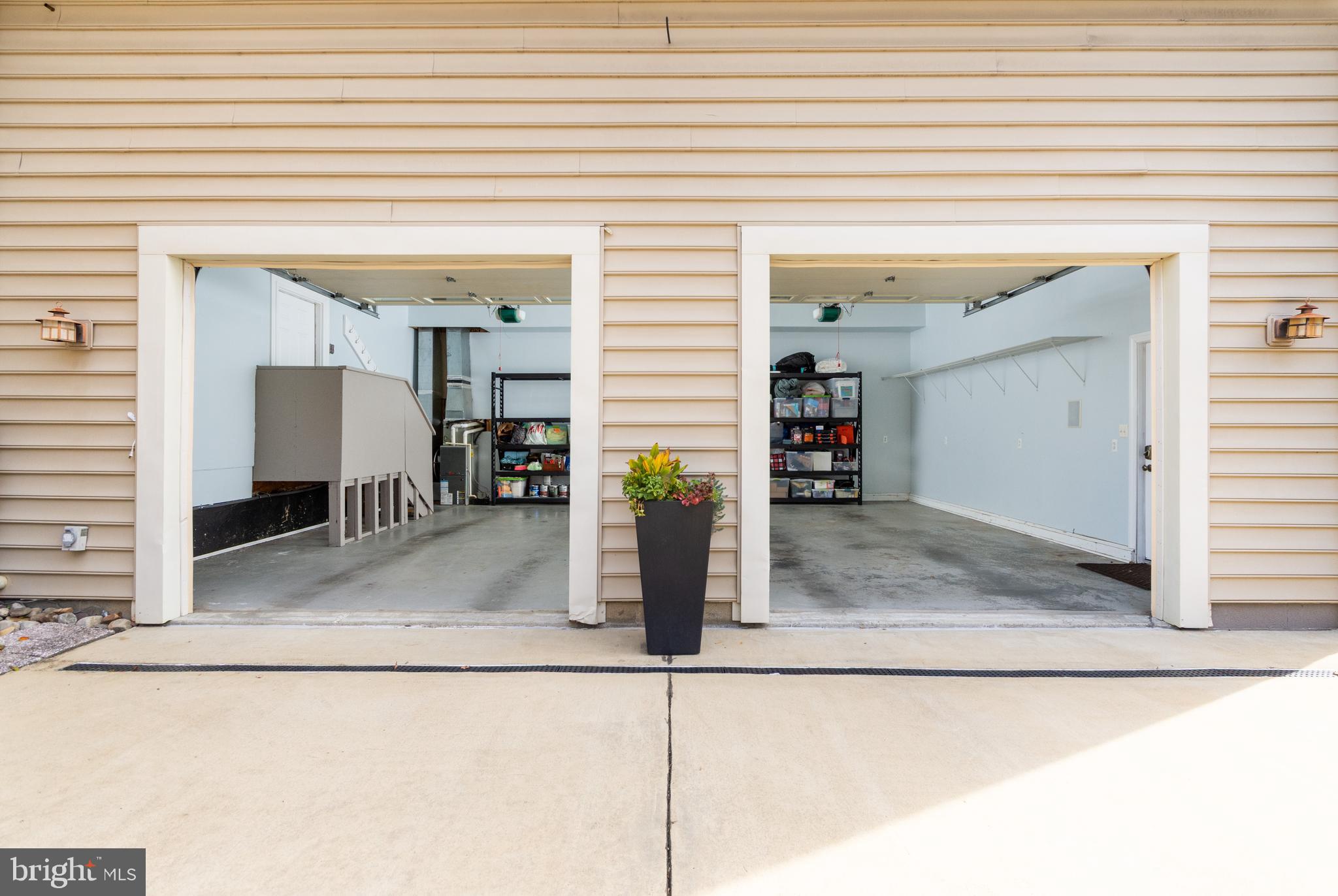 DAMASCUS OUTSIDE - Residential