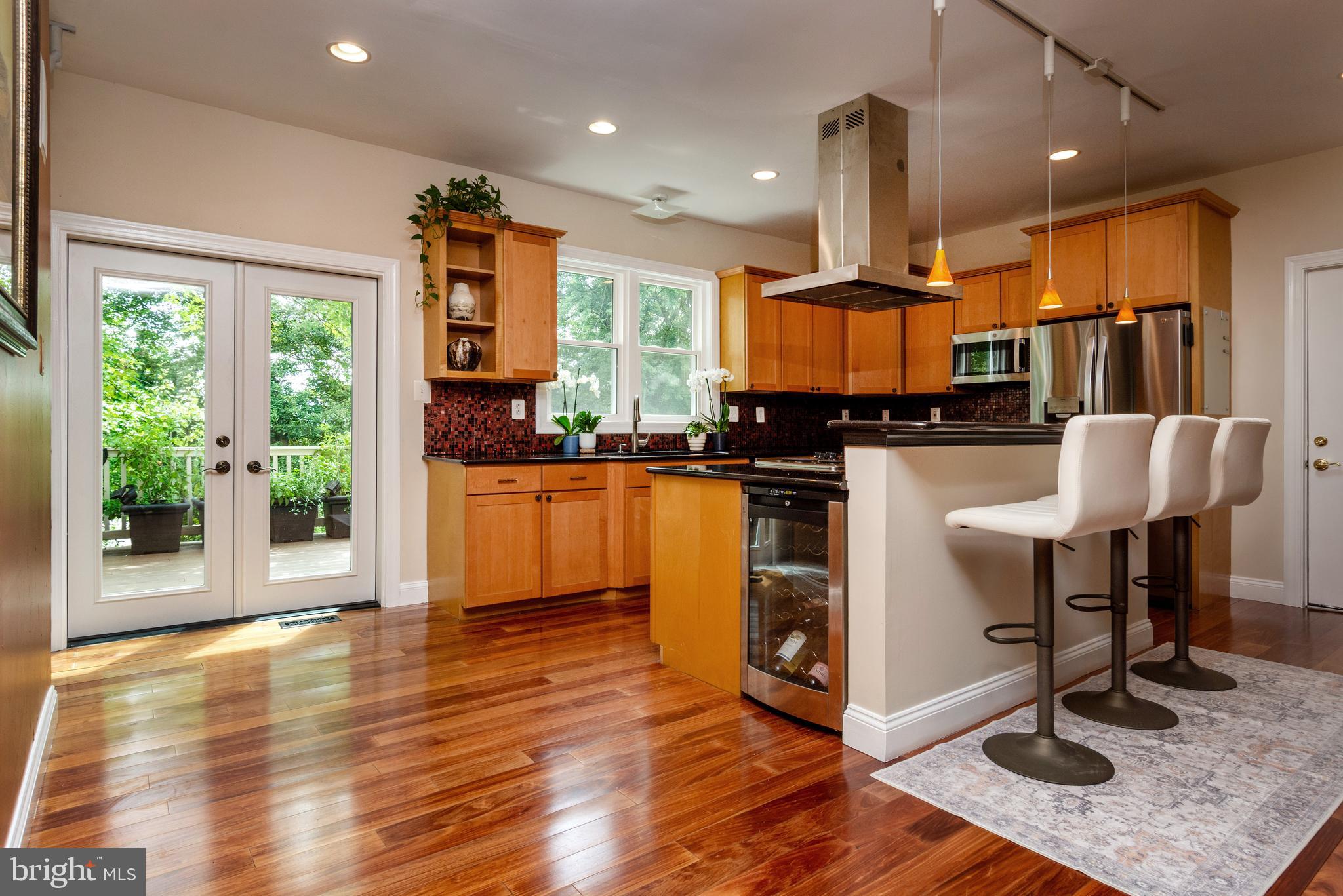 DAMASCUS OUTSIDE - Residential