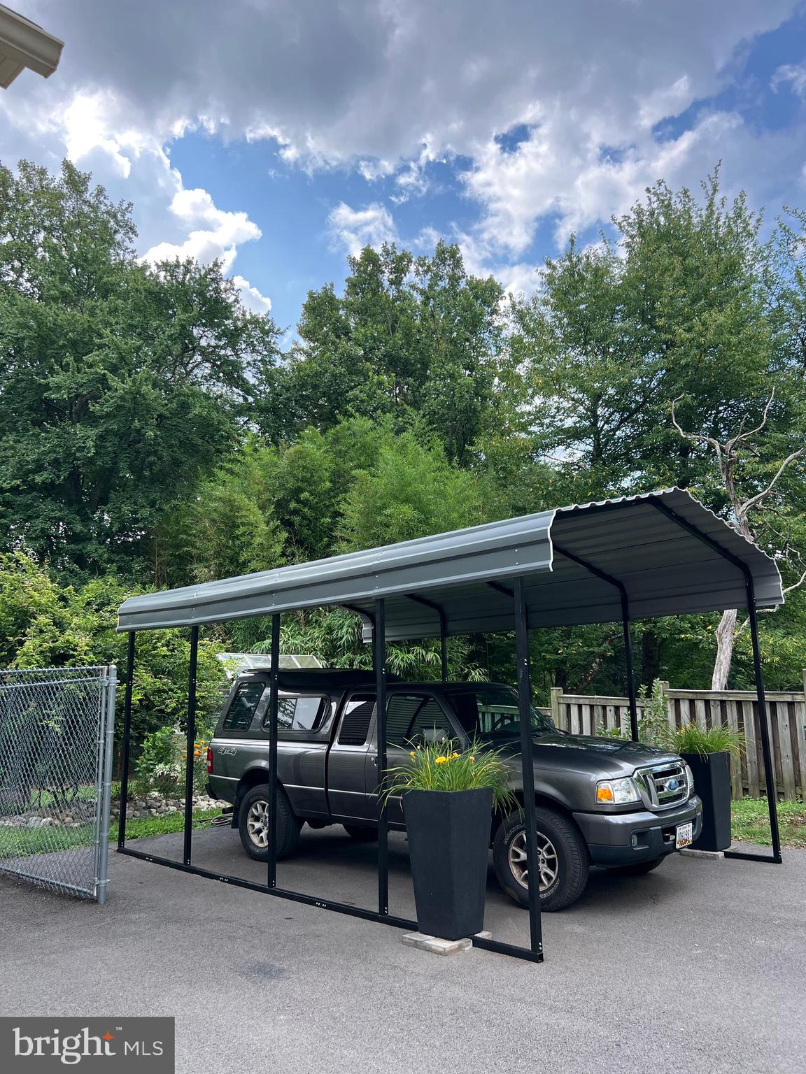 DAMASCUS OUTSIDE - Residential