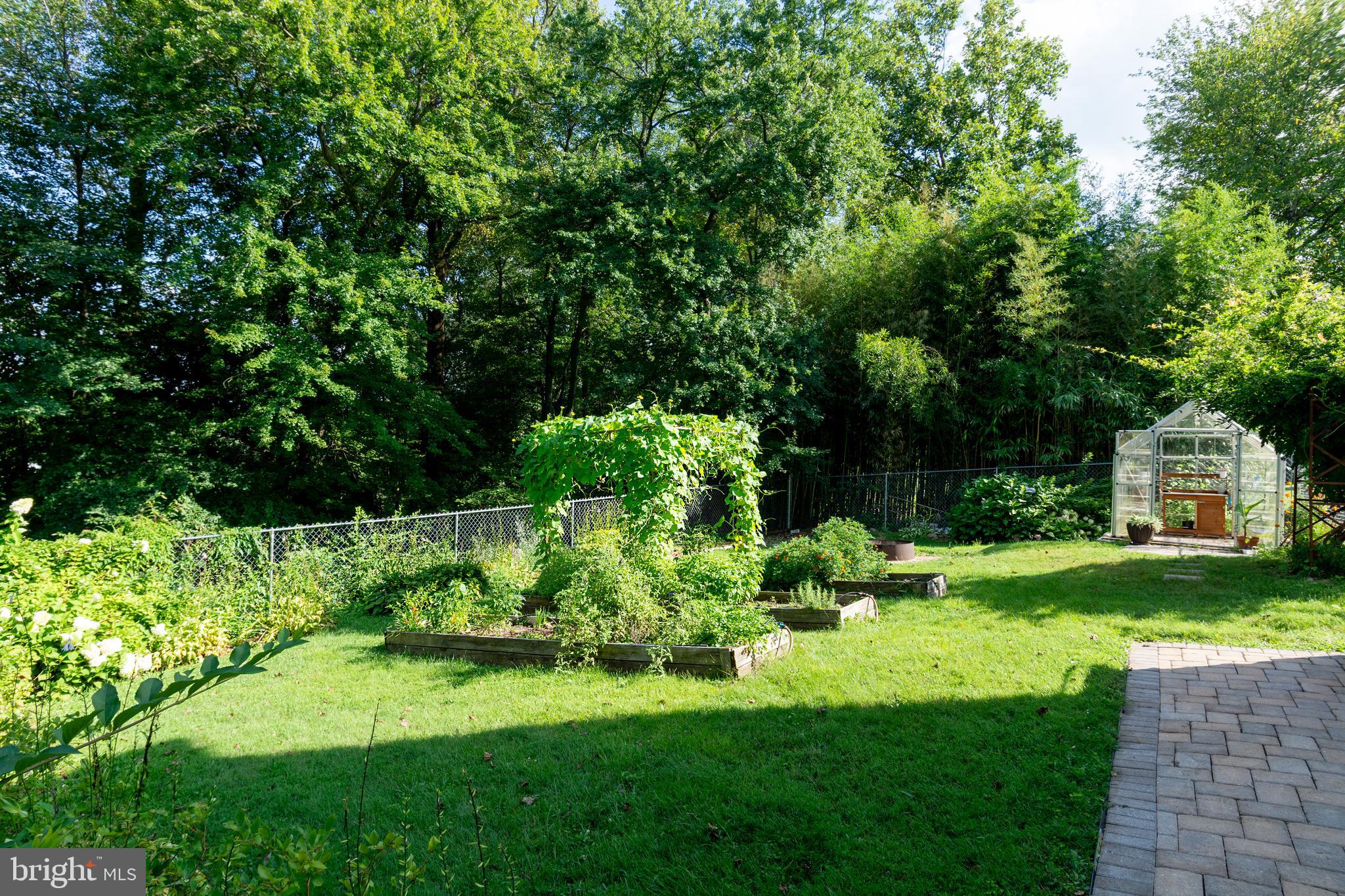 DAMASCUS OUTSIDE - Residential