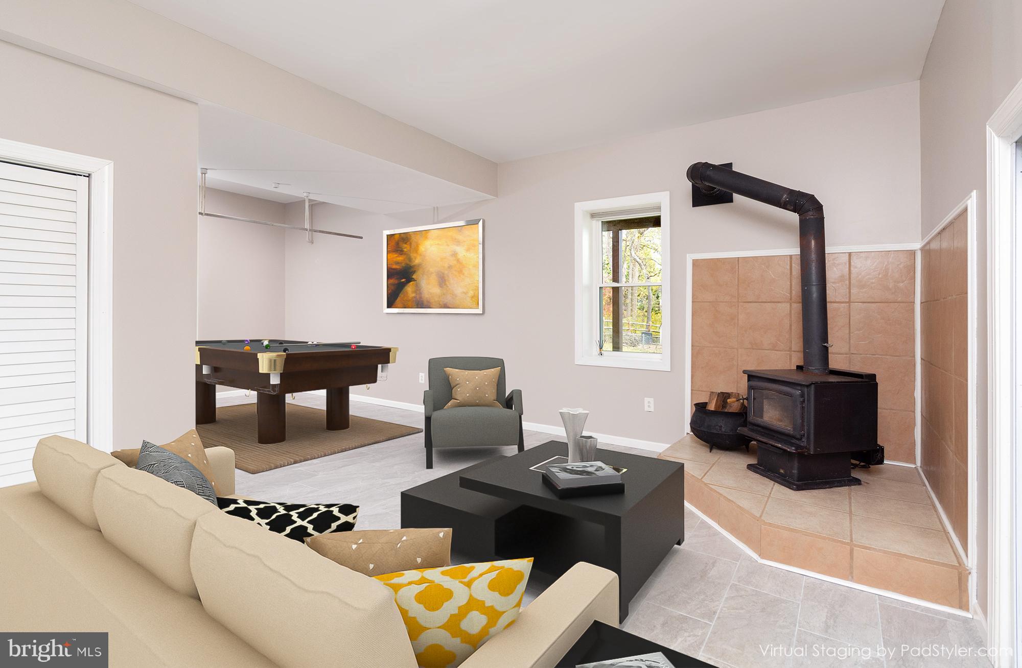 DAMASCUS OUTSIDE - Residential