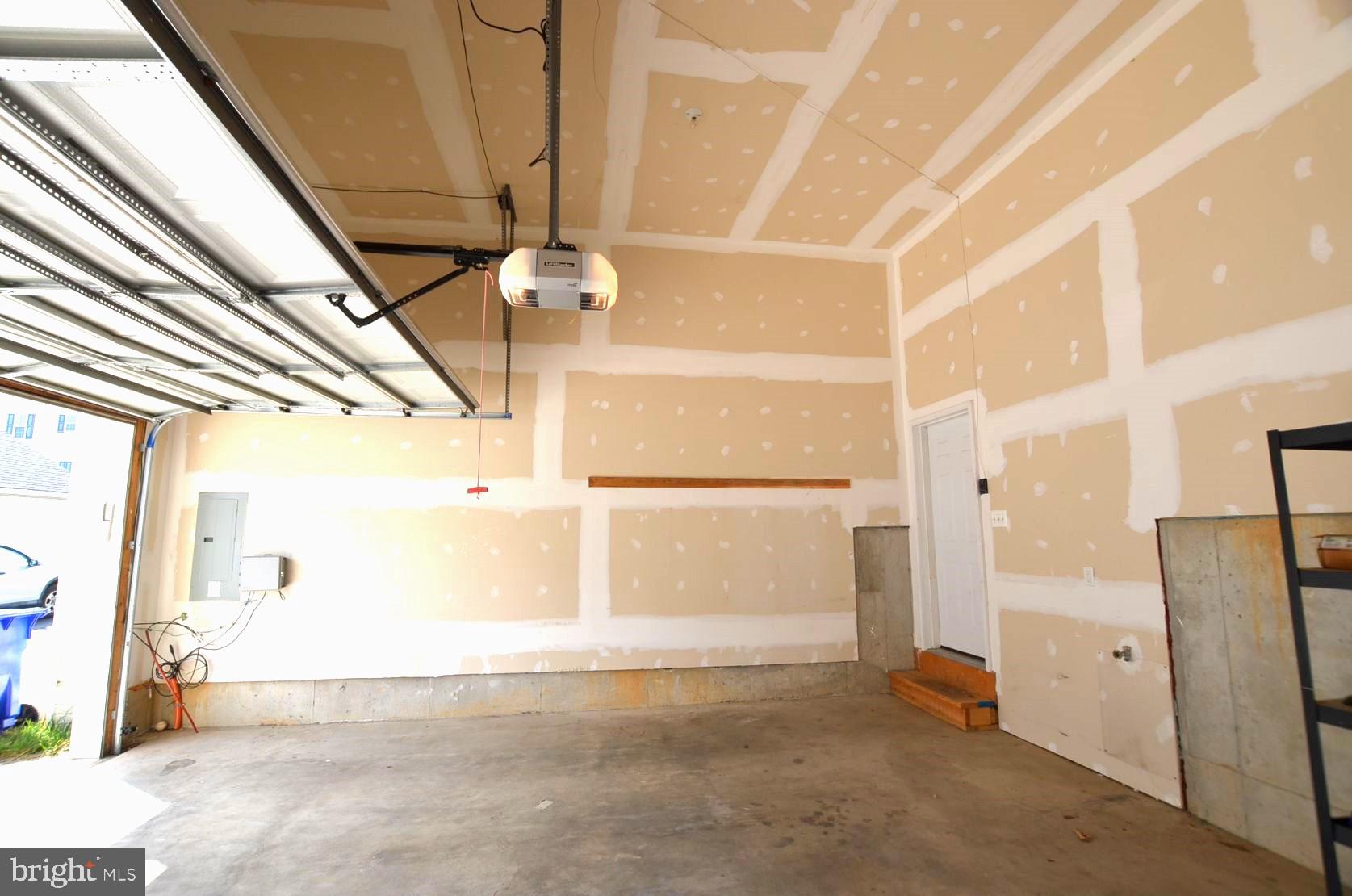 MARKET SQUARE - Residential