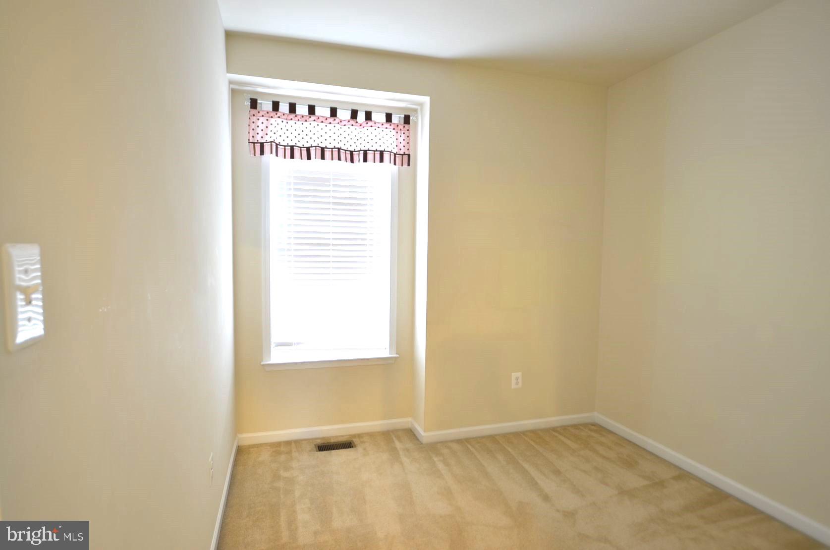 MARKET SQUARE - Residential