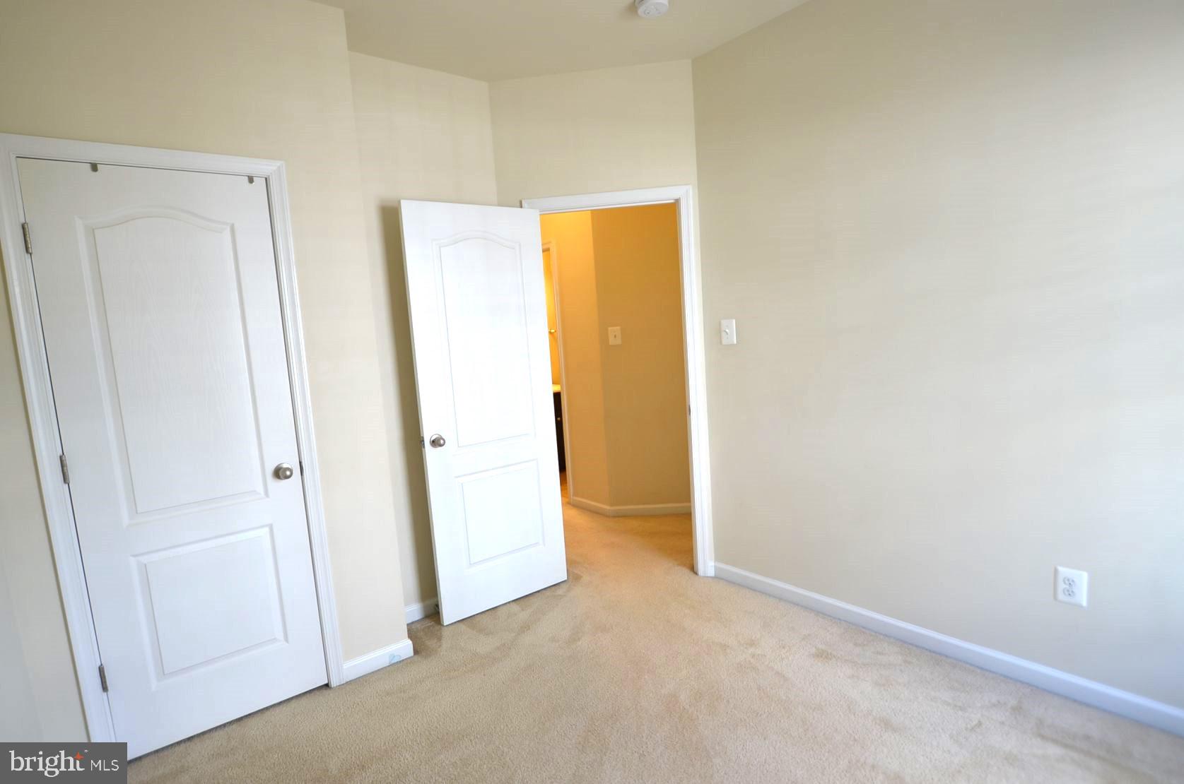 MARKET SQUARE - Residential