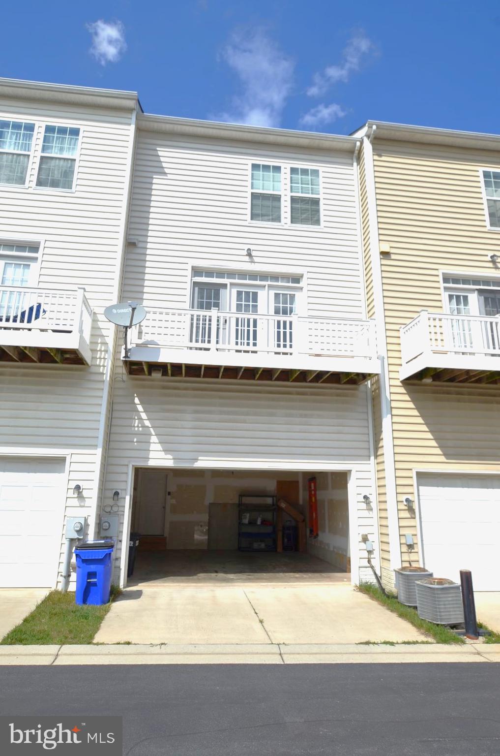 MARKET SQUARE - Residential