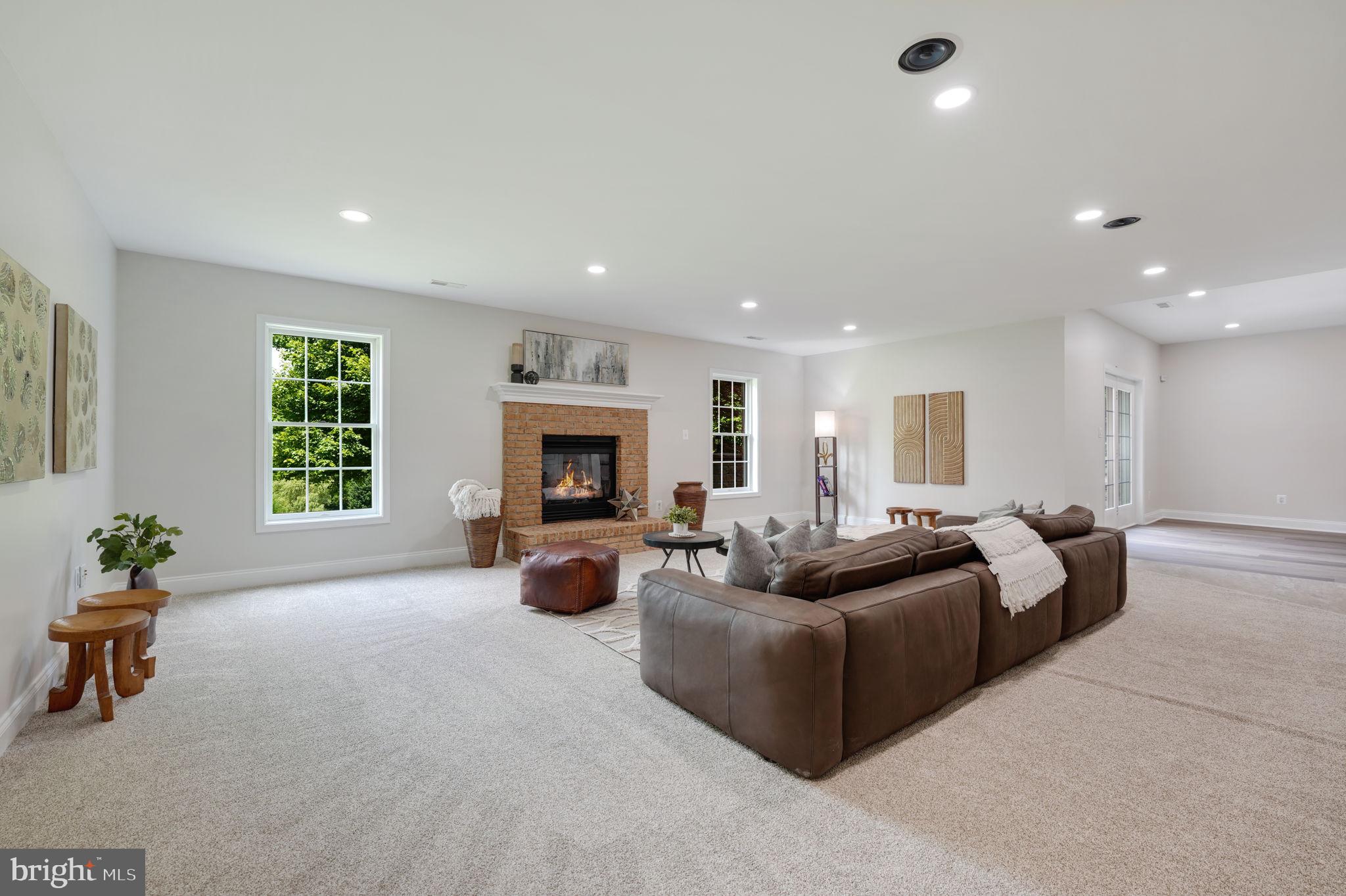 SHENSTONE - Residential