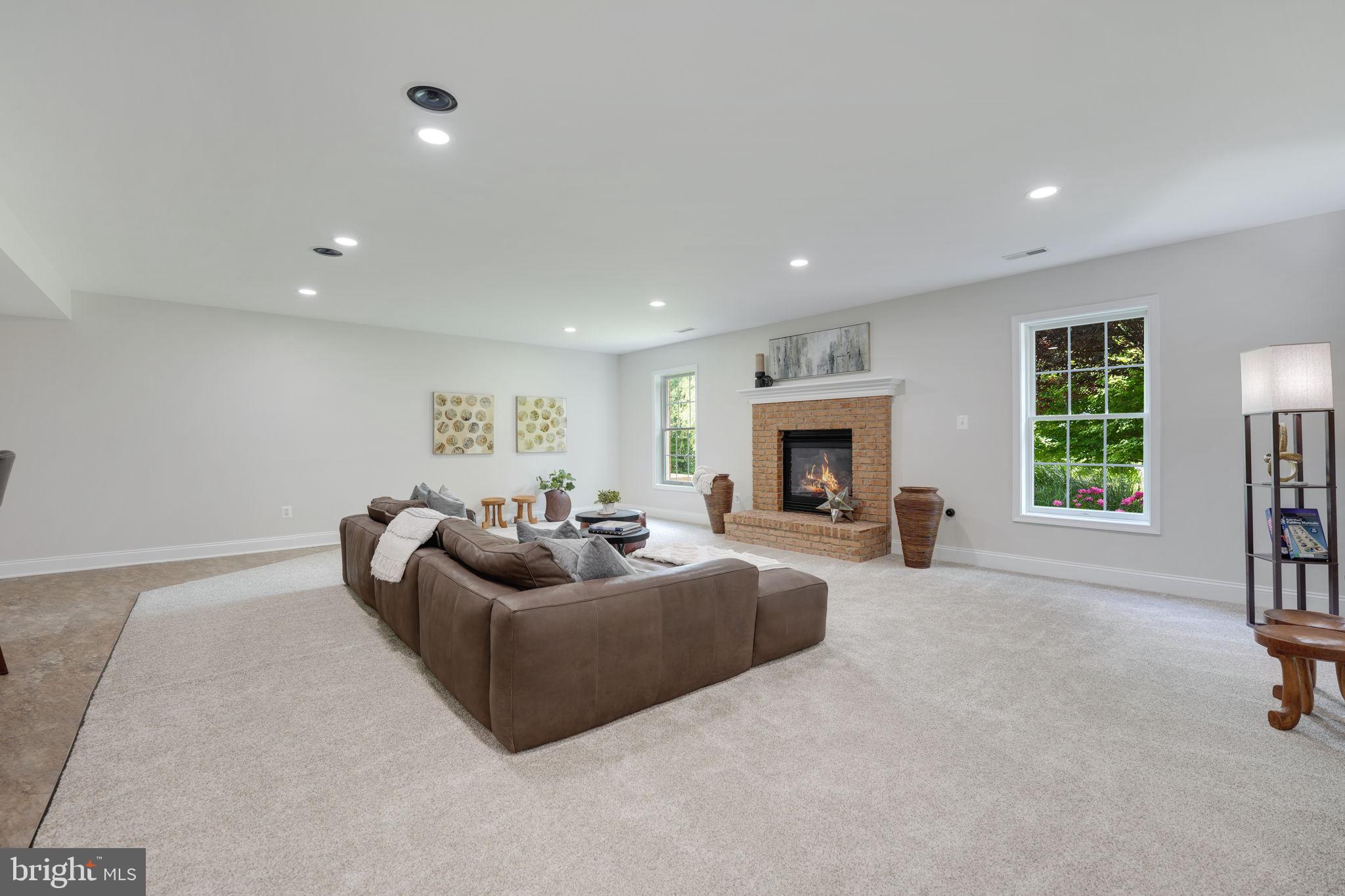 SHENSTONE - Residential