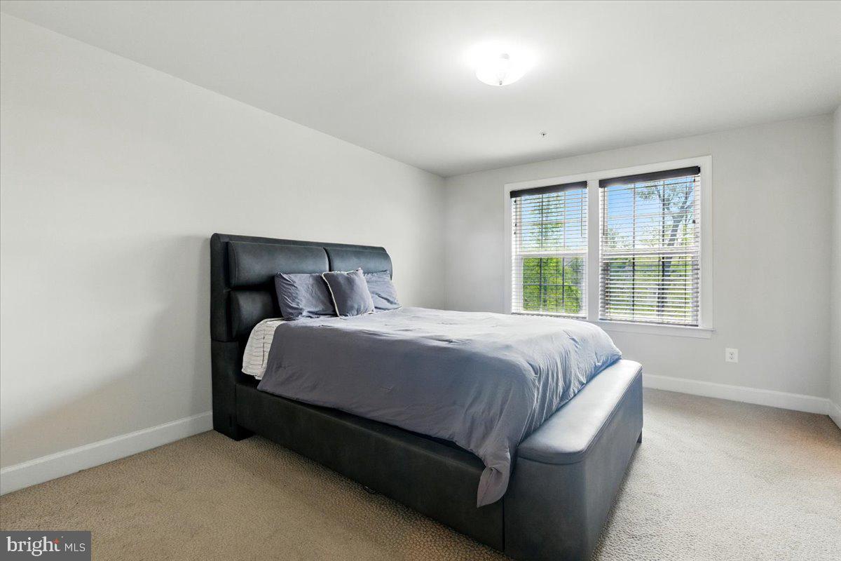 HAMILTON PARK - Residential Lease