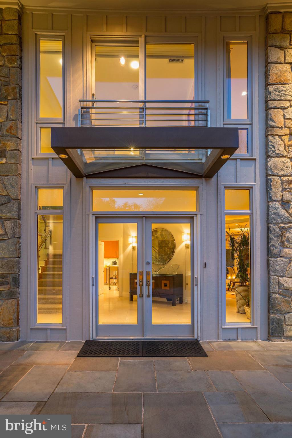 COUNTRY CLUB HILLS - Residential