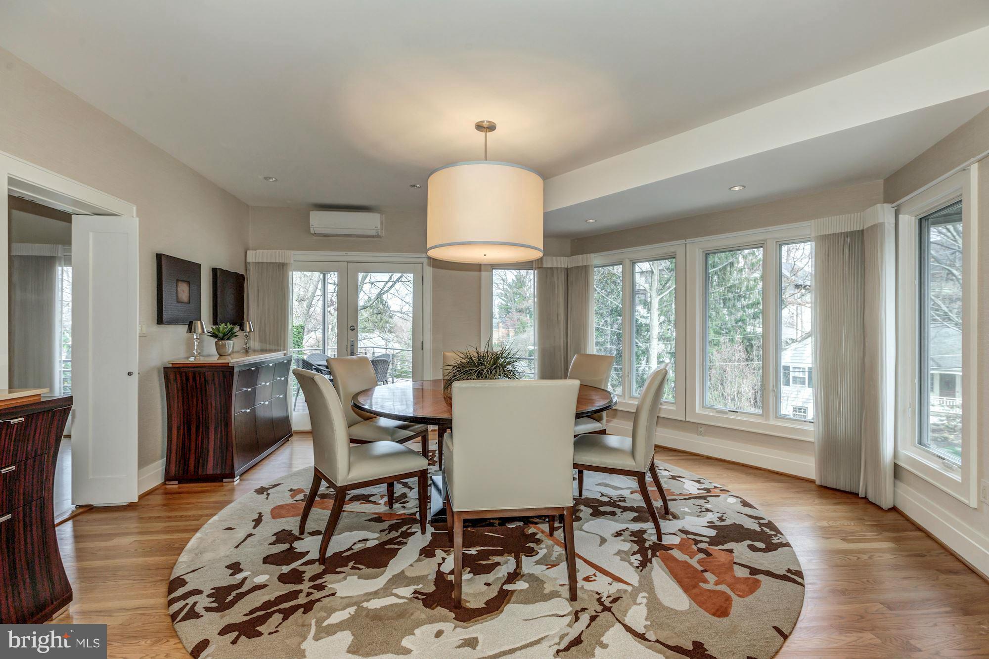 COUNTRY CLUB HILLS - Residential