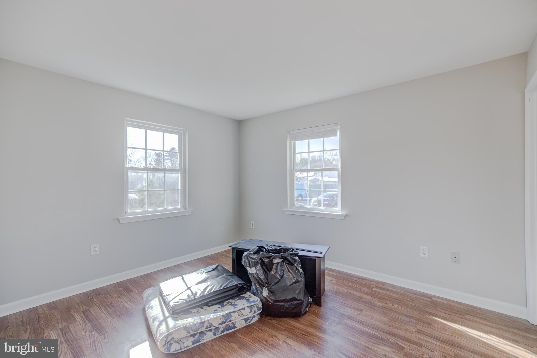 BEVERLY PARK - Residential