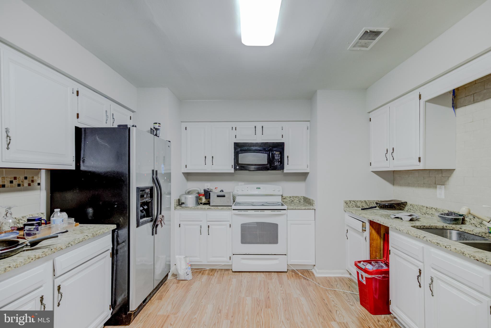 BEVERLY PARK - Residential