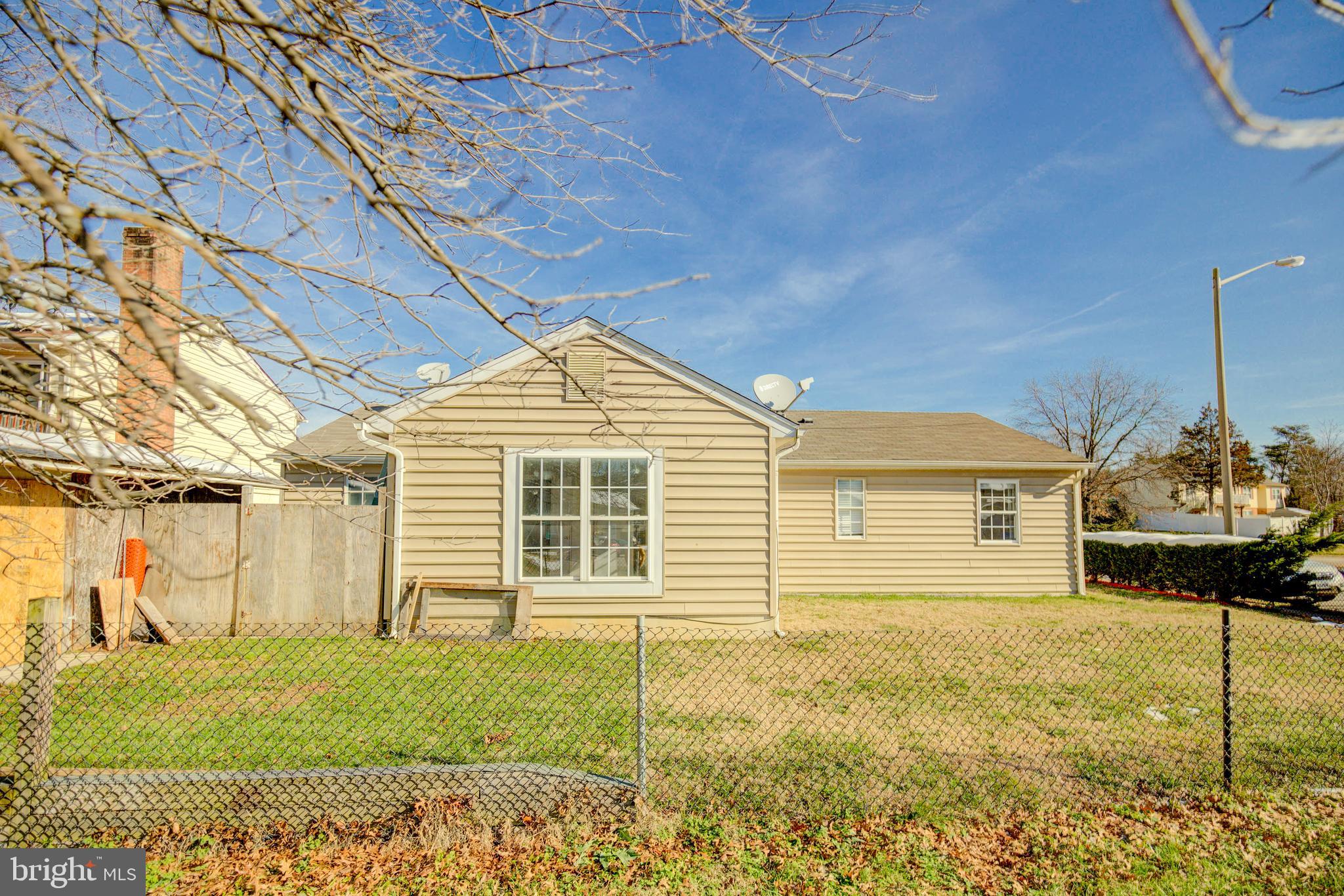 BEVERLY PARK - Residential