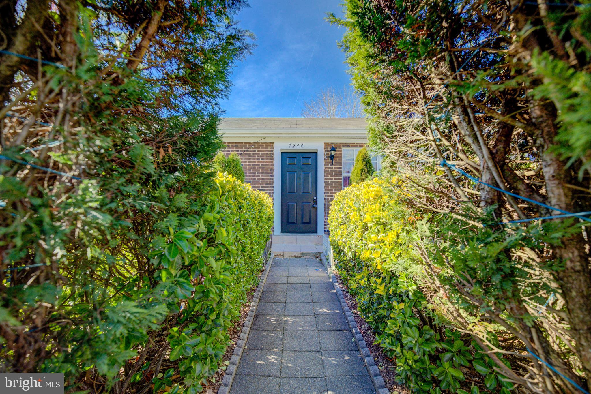 BEVERLY PARK - Residential