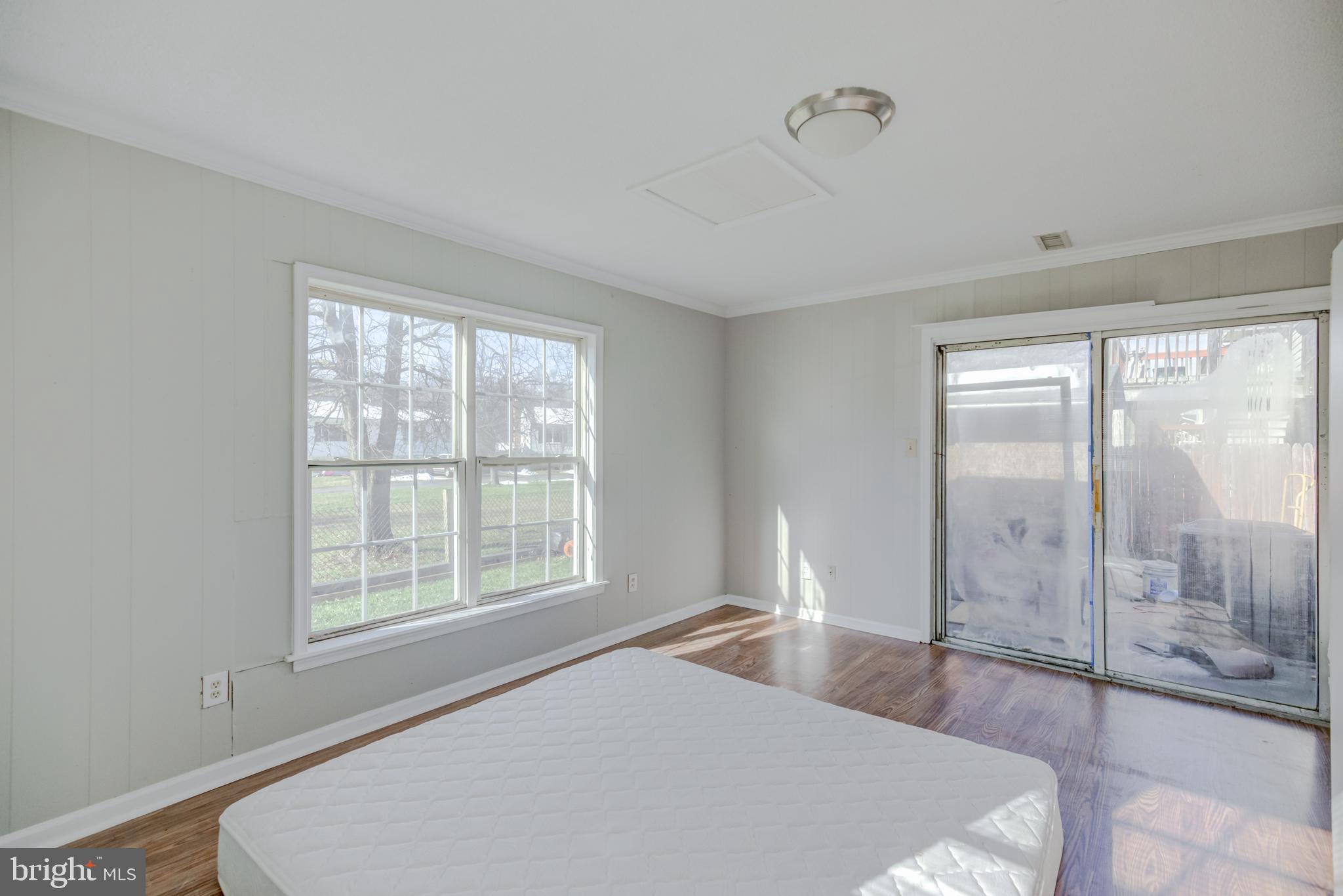 BEVERLY PARK - Residential