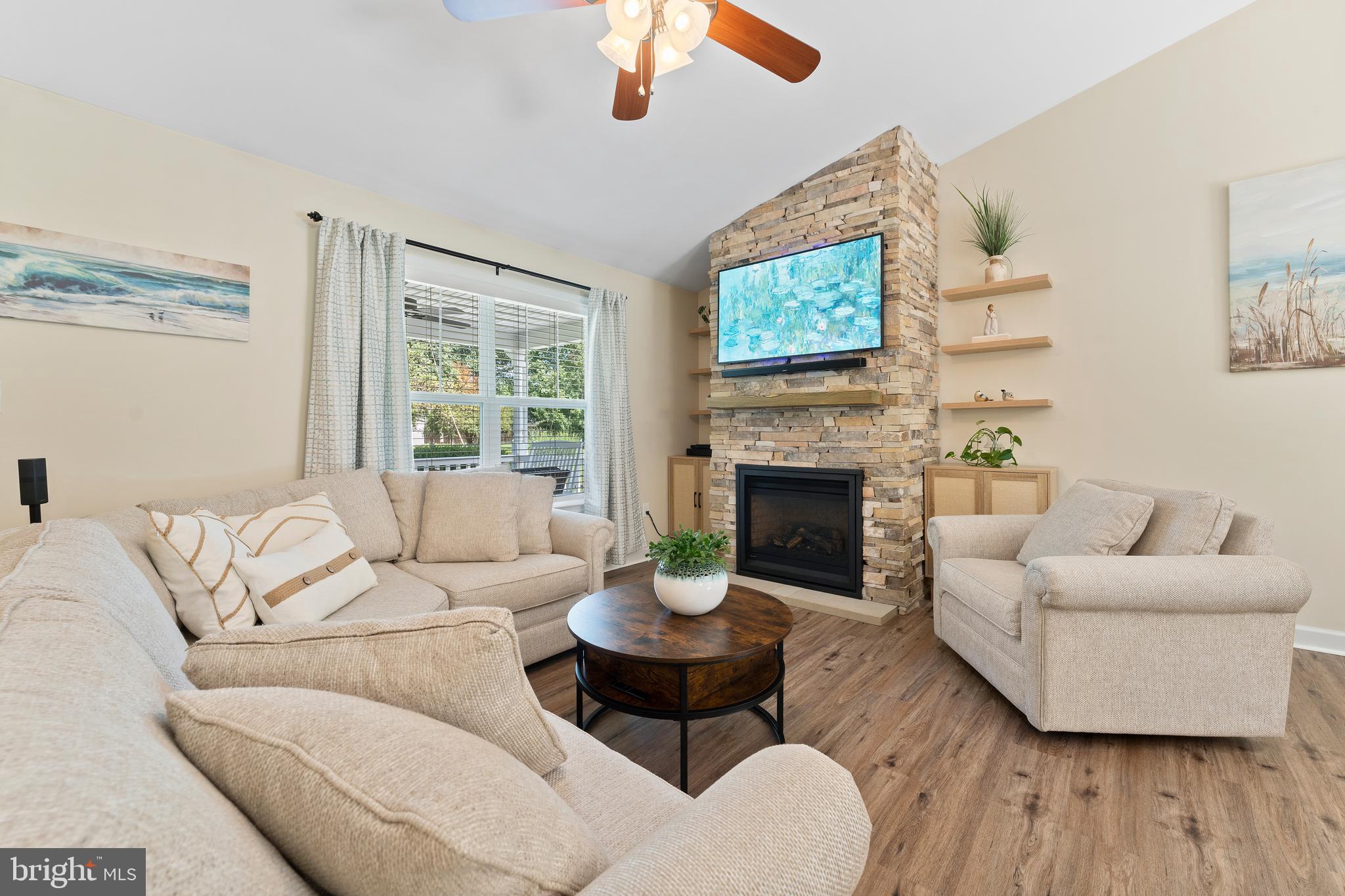 WESTMORELAND SHORES - Residential