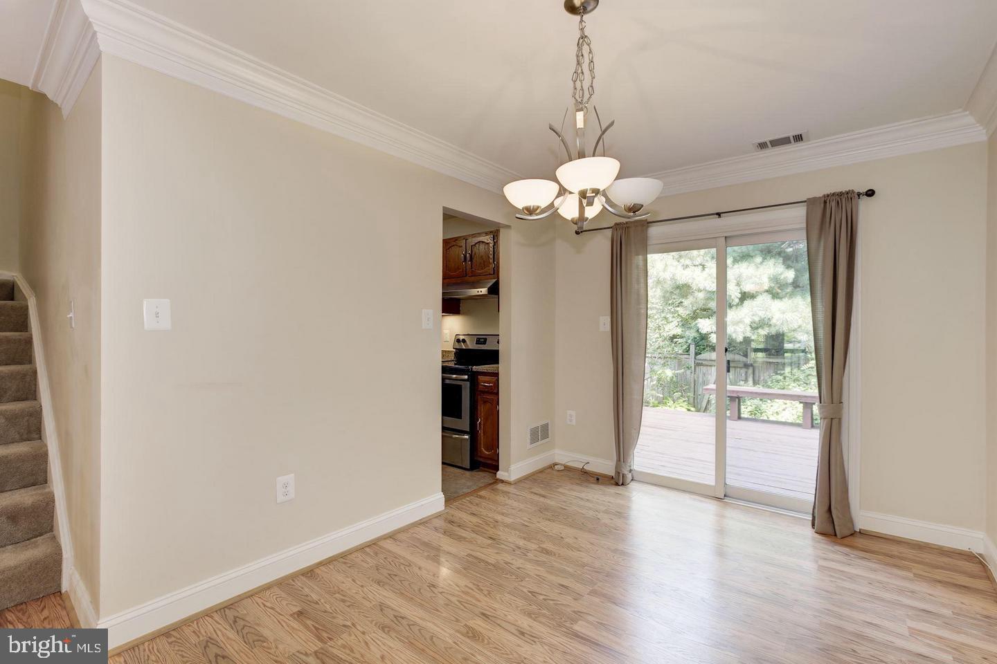 OAKTON CLOISTERS - Residential Lease