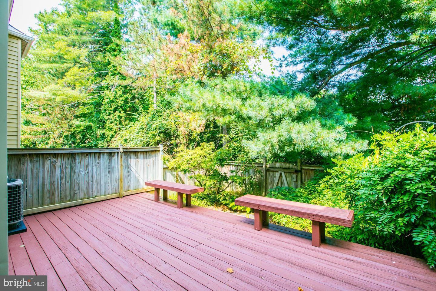 OAKTON CLOISTERS - Residential Lease