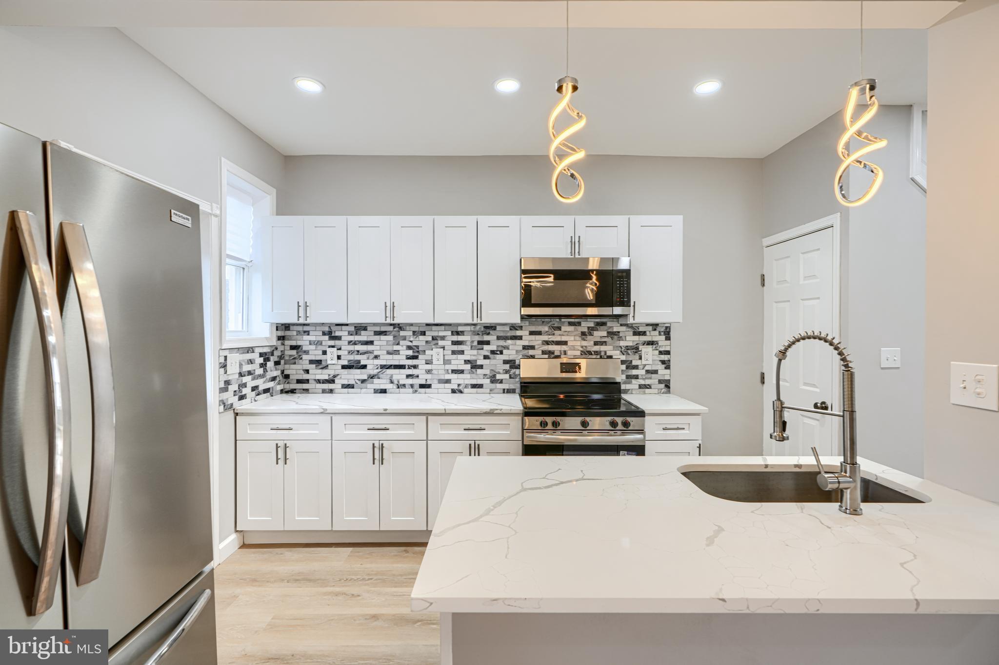 WAVERLY - Residential