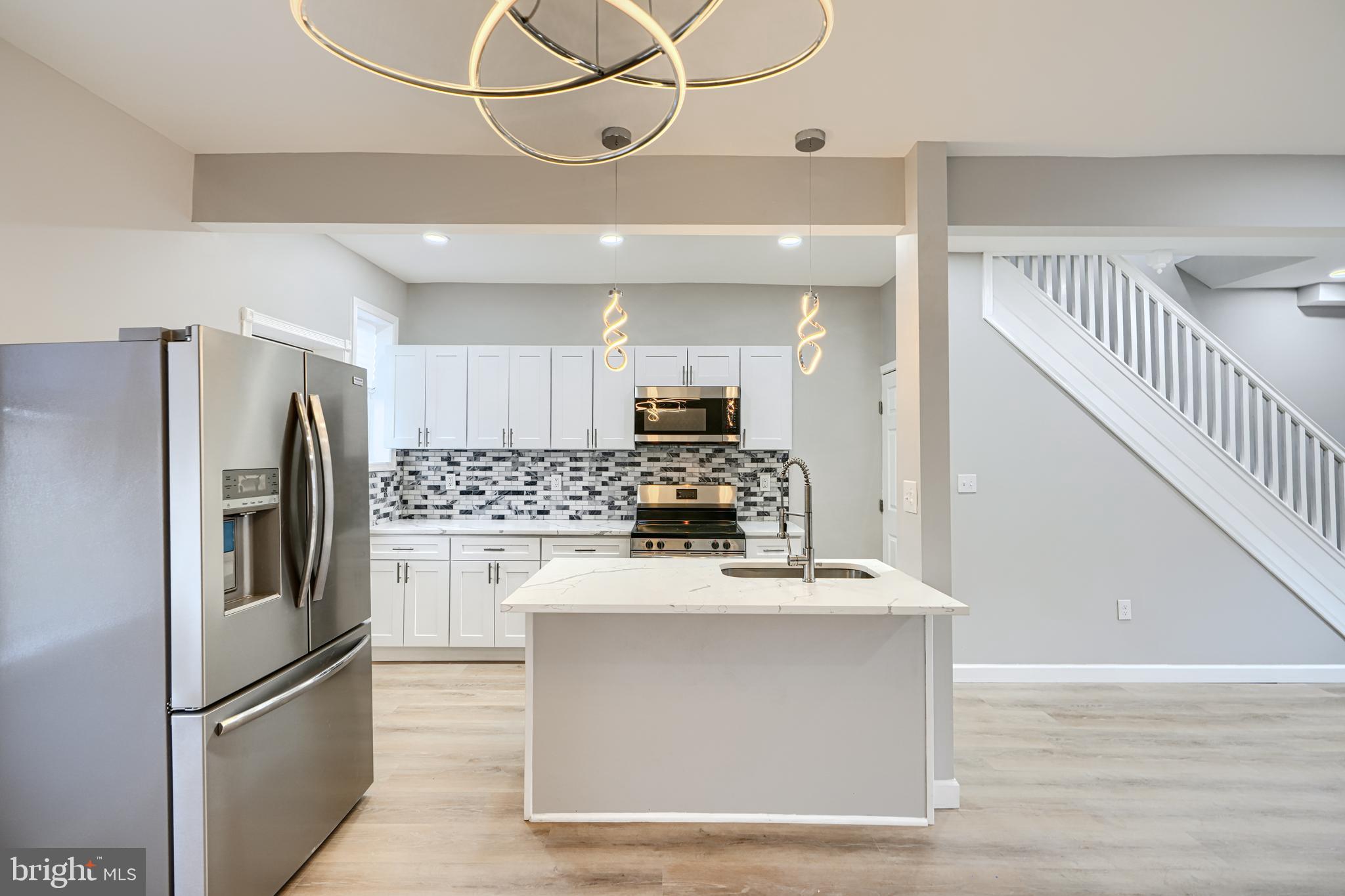 WAVERLY - Residential