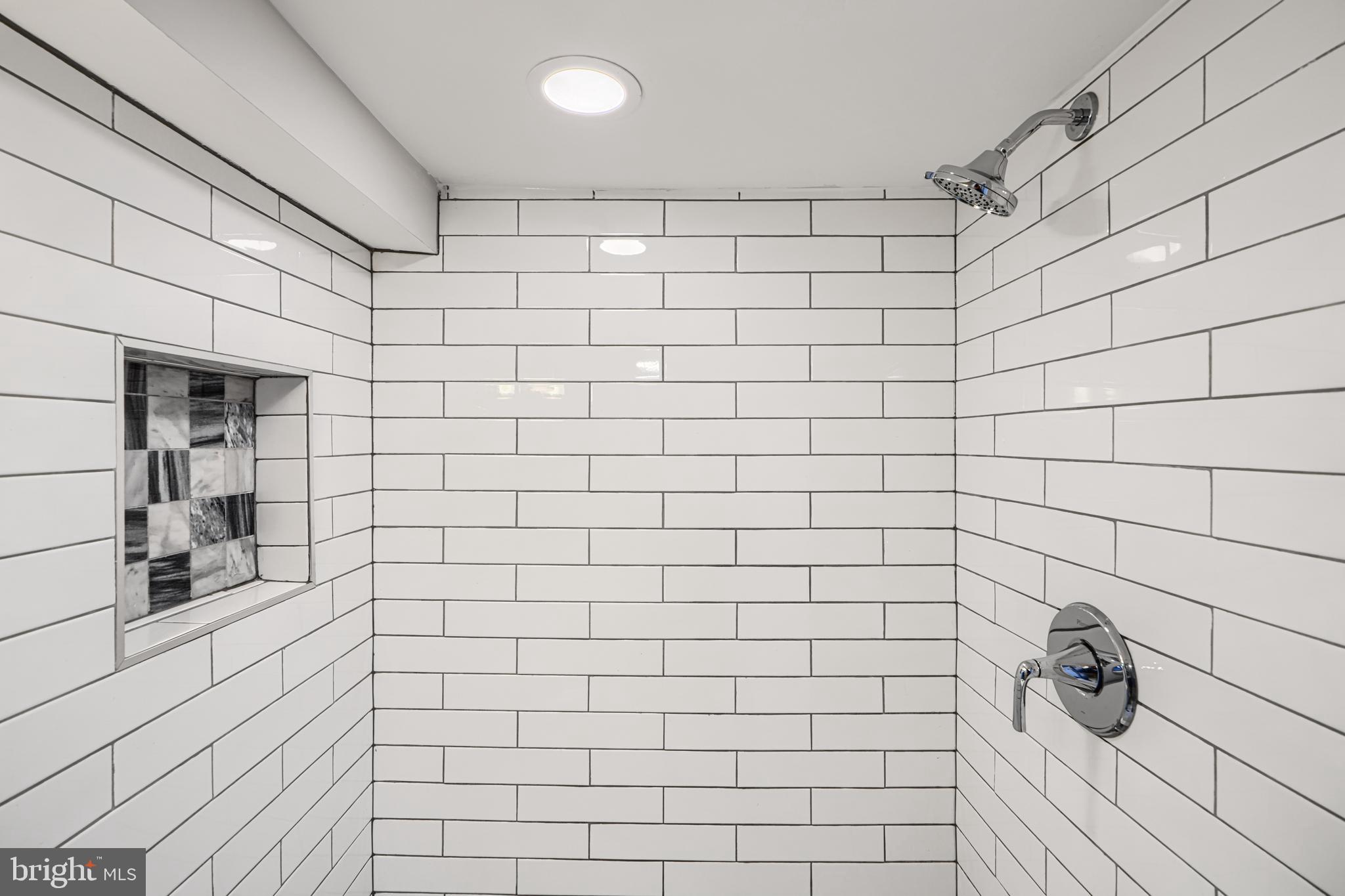 WAVERLY - Residential