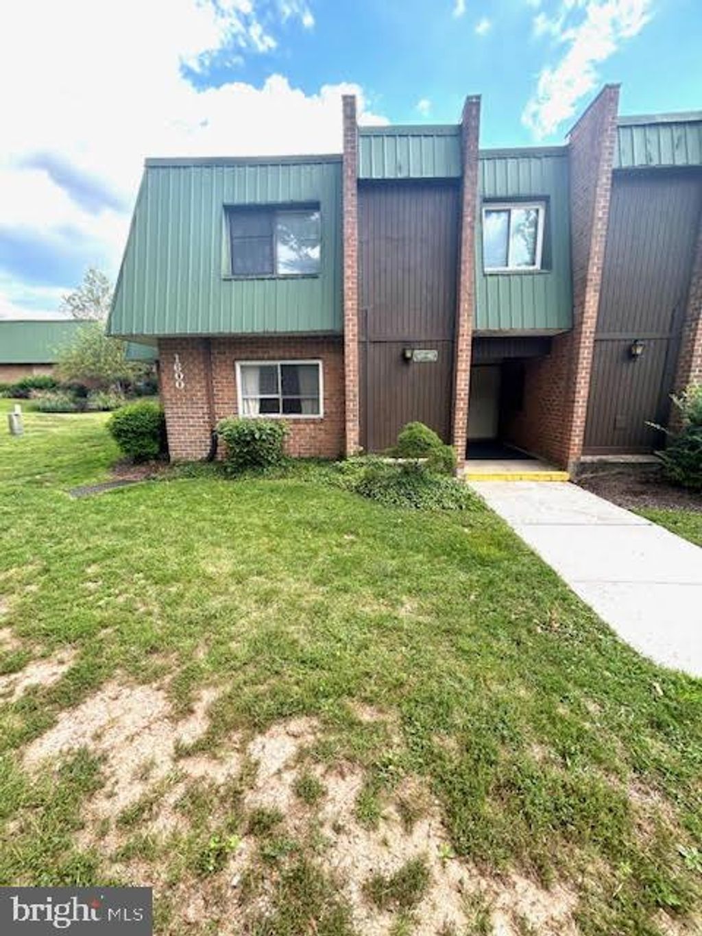 Photo of 1611 Meadowview Lane #1611, MONT CLARE, PA 19453 (MLS # PAMC2154908)