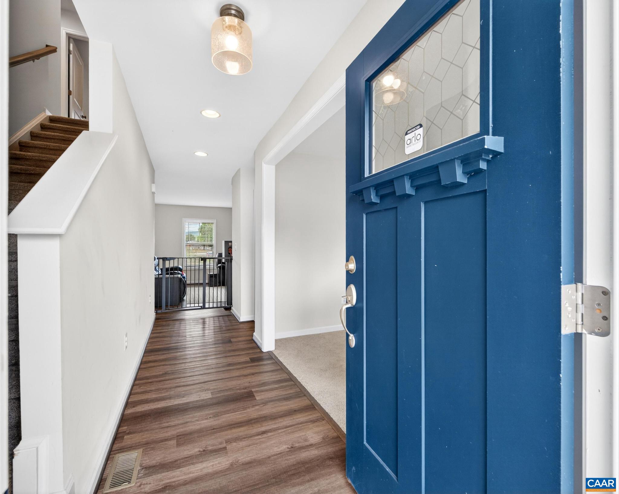 100 VINE ST