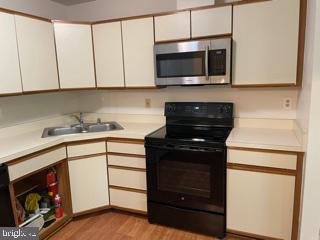 LOVETON FARMS - Residential Lease