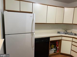 LOVETON FARMS - Residential Lease