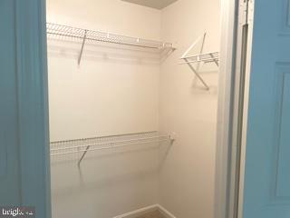 LOVETON FARMS - Residential Lease