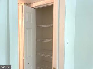 LOVETON FARMS - Residential Lease