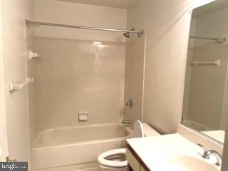 LOVETON FARMS - Residential Lease