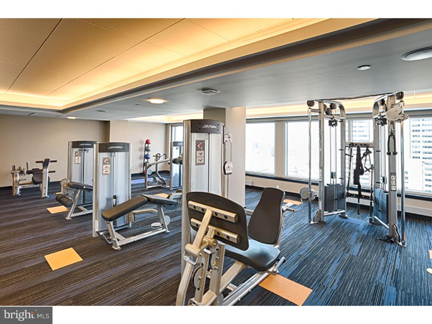 CENTER CITY - Residential Lease