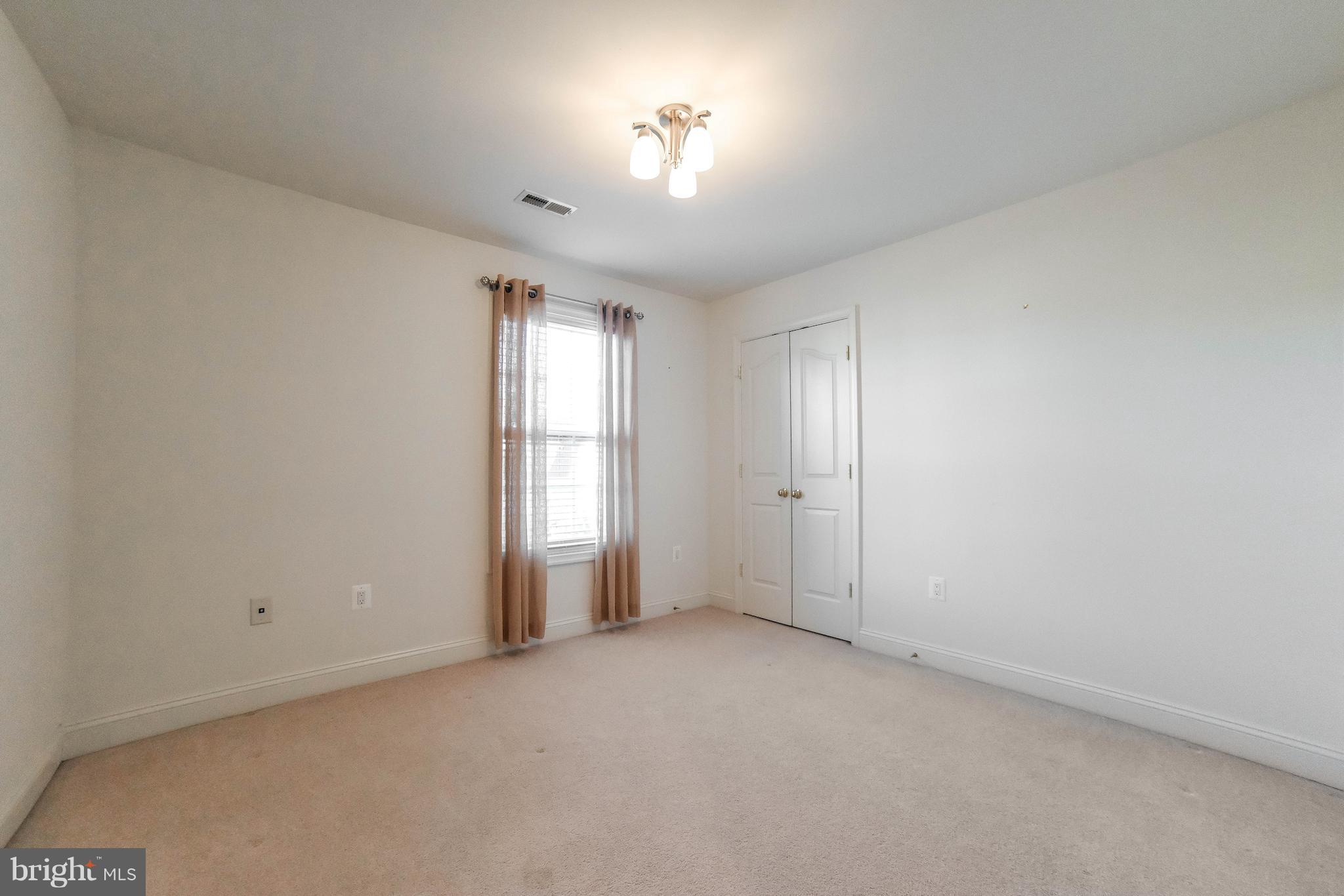 SINGLETREE - Residential