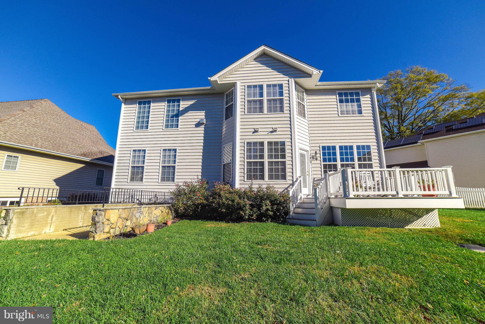 SINGLETREE - Residential