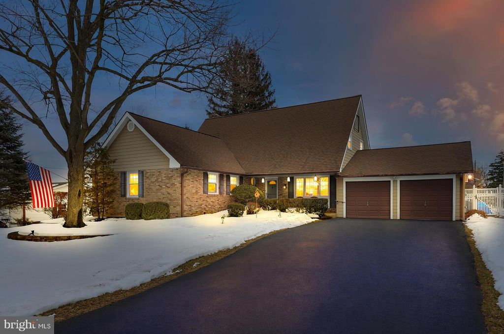Photo of 36 Lochatong Road, EWING, NJ 08628 (MLS # NJME2072666)
