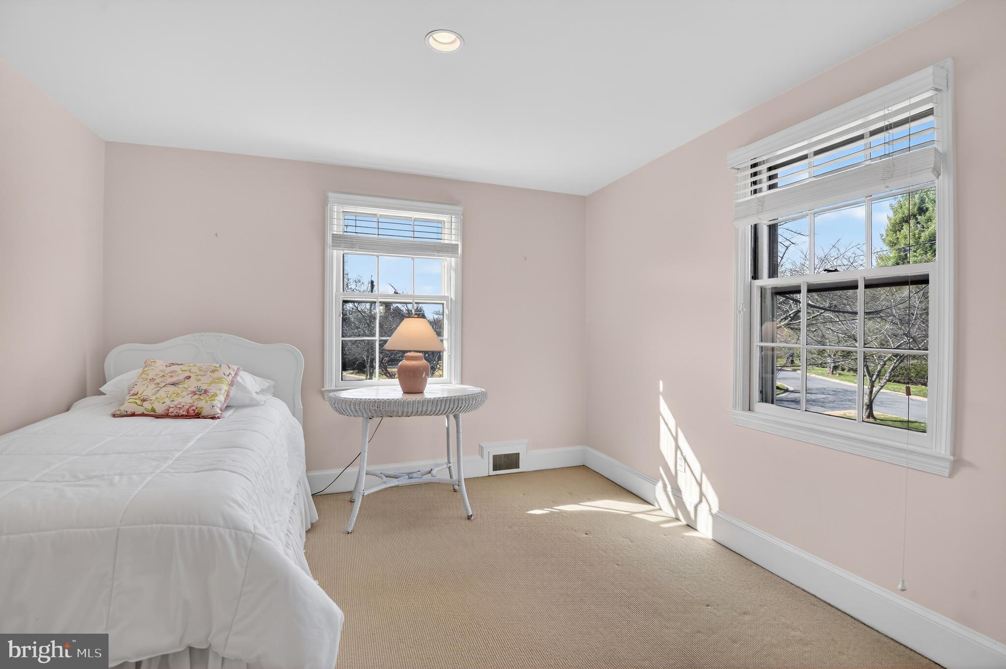 KENWOOD - Residential