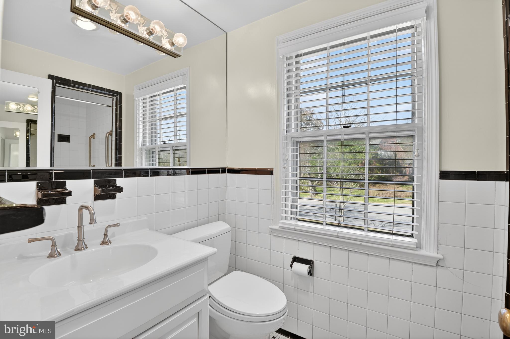 KENWOOD - Residential