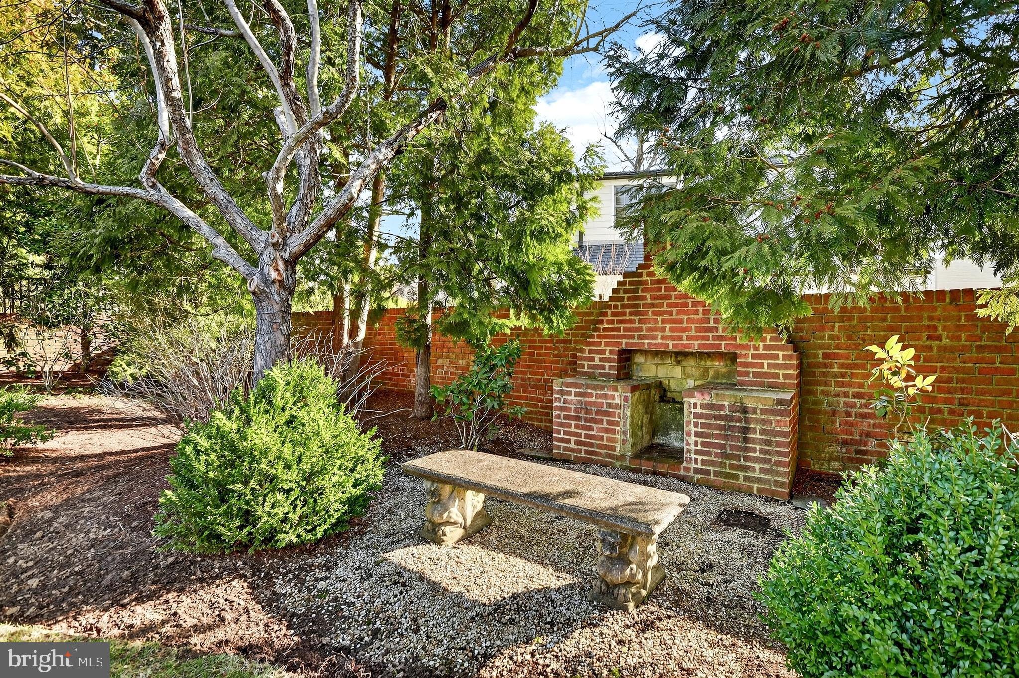 KENWOOD - Residential